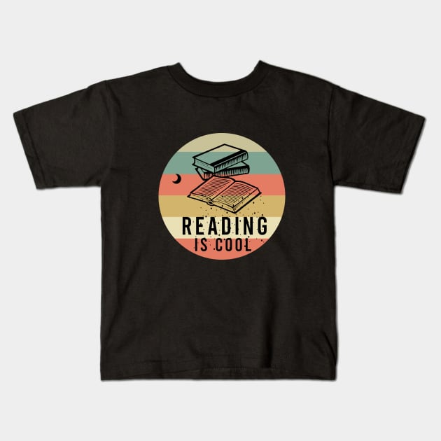 Reading is cool Kids T-Shirt by cypryanus